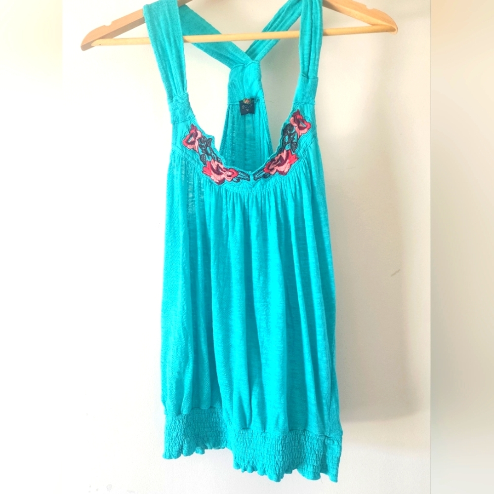 Poof Turqoise Tank Racerback Floral Embroidery Detail Size Medium